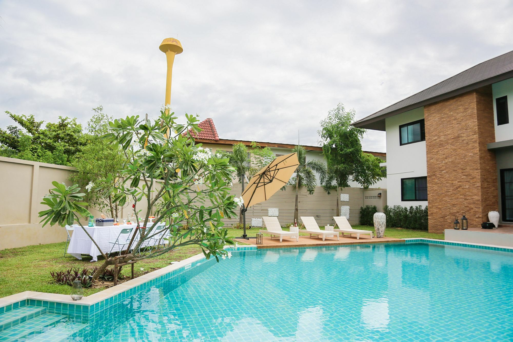 Moin 1617 Luxury Double-Pool Villa Chiang Mai Dış mekan fotoğraf