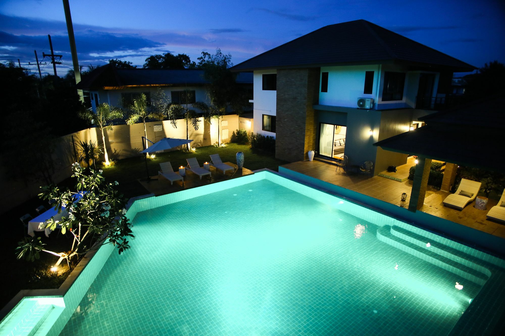 Moin 1617 Luxury Double-Pool Villa Chiang Mai Dış mekan fotoğraf