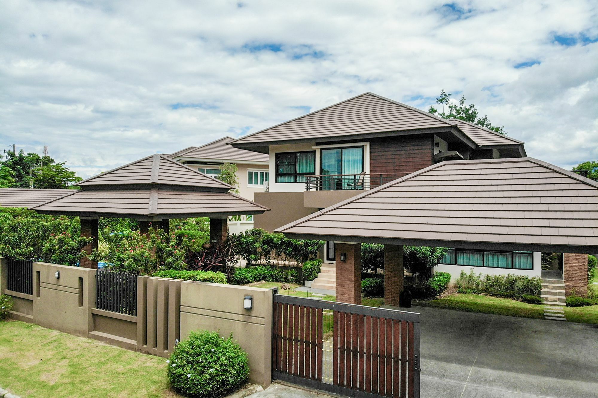 Moin 1617 Luxury Double-Pool Villa Chiang Mai Dış mekan fotoğraf
